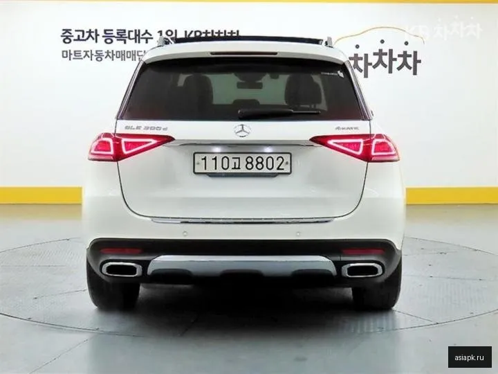 Mercedes-Benz GLE-Class 3