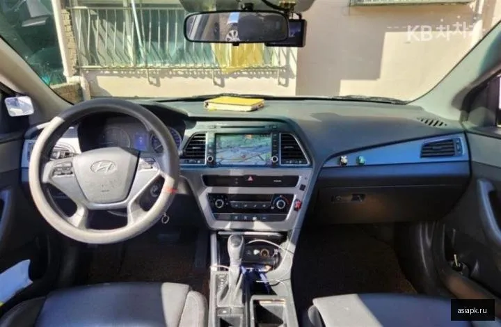Hyundai Sonata 4