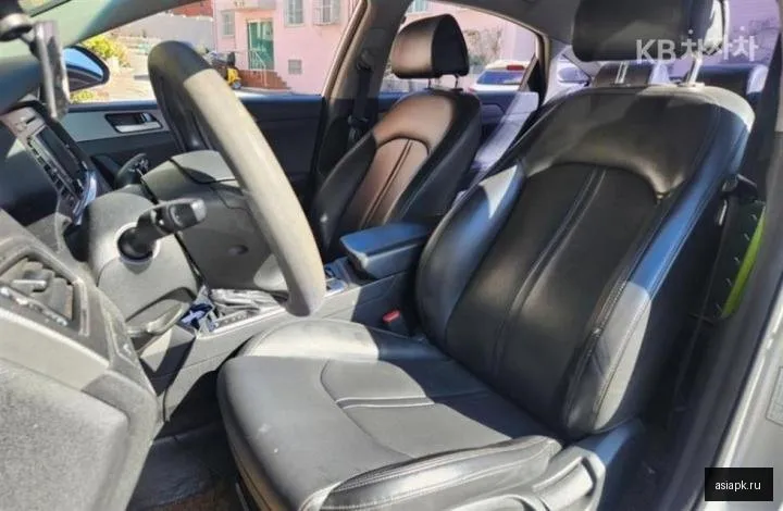 Hyundai Sonata 5
