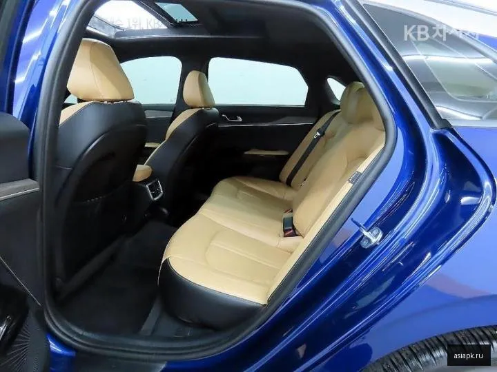 Kia K5 6