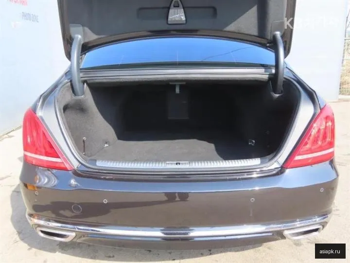 Genesis G90 5