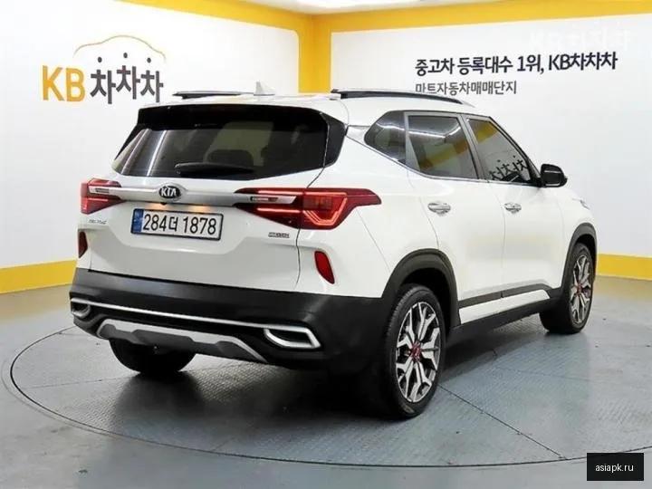Kia Seltos 4