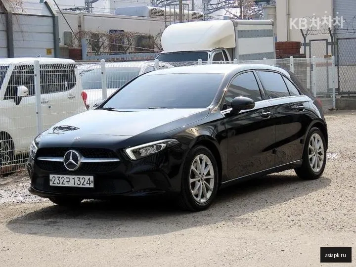 Mercedes-Benz A-Class 2