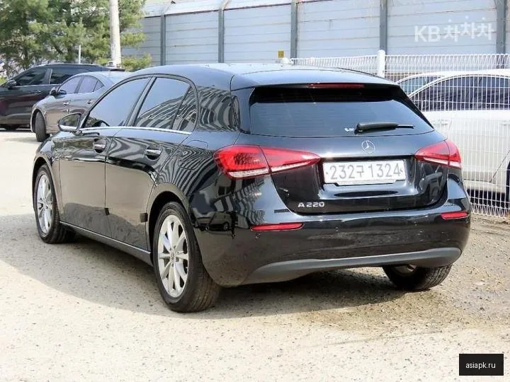 Mercedes-Benz A-Class 3