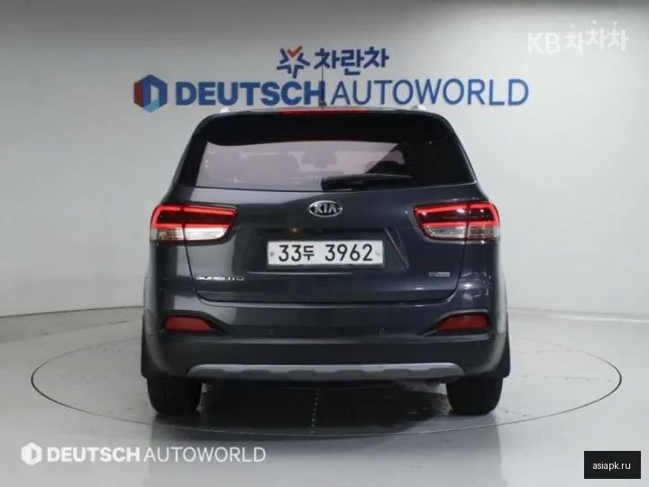 Kia Sorento 4