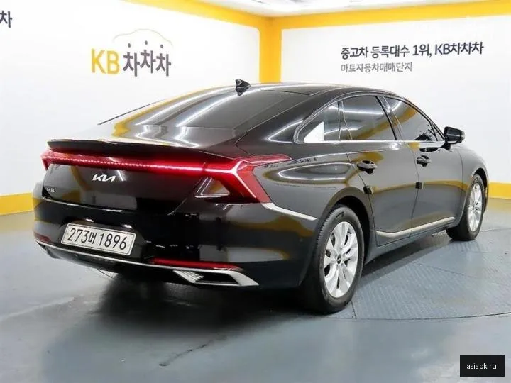 Kia K8 4