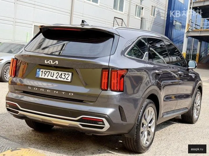 Kia Sorento 4