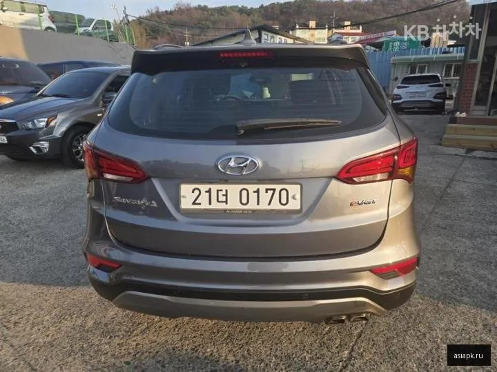 Hyundai Santa Fe 5