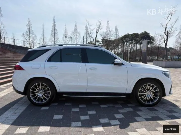 Mercedes-Benz GLE-Class AMG 5