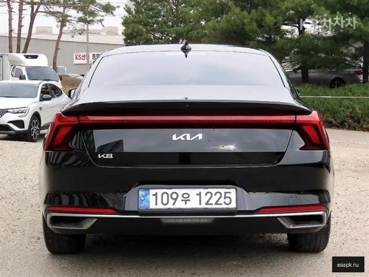 Kia K8 4