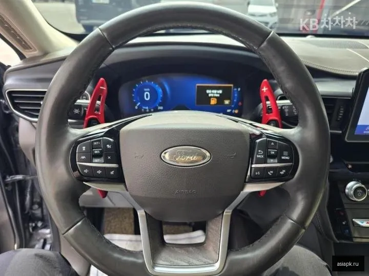 Ford Explorer 5