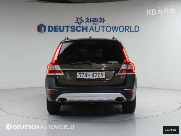 Volvo XC70 4