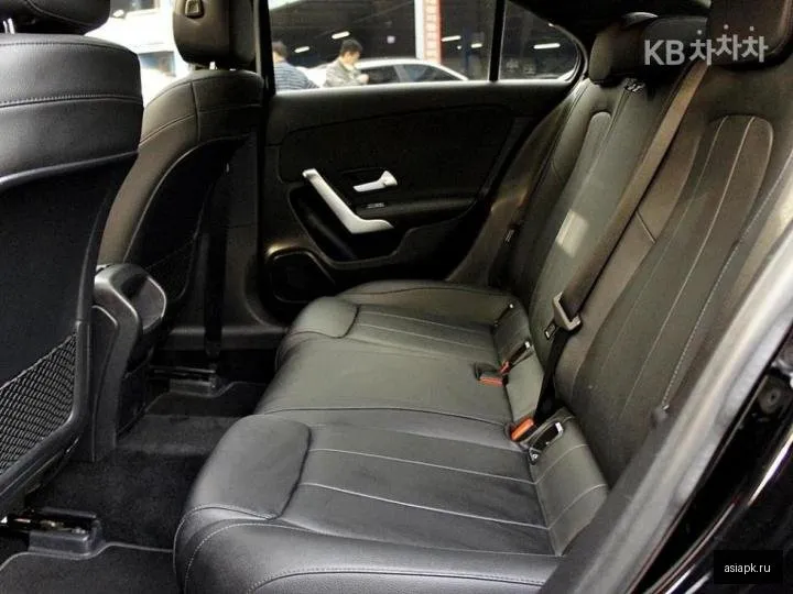 Mercedes-Benz A-Class 6