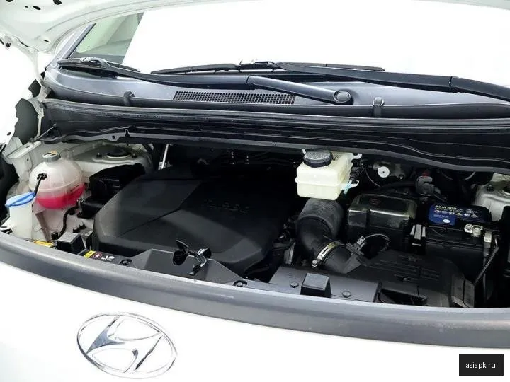 Hyundai Staria 6
