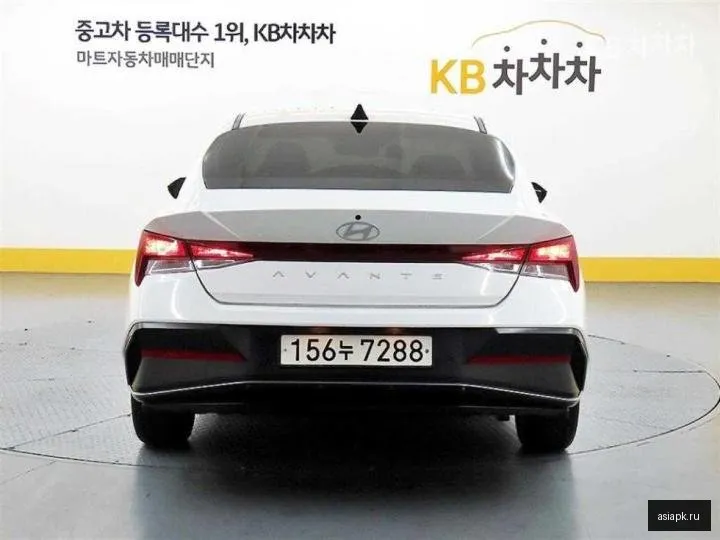 Hyundai Avante 3
