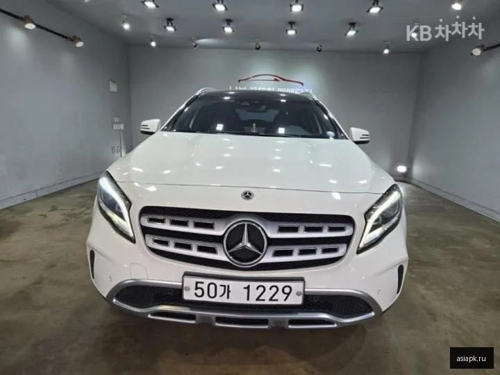 Mercedes-Benz GLA-Class AMG 2