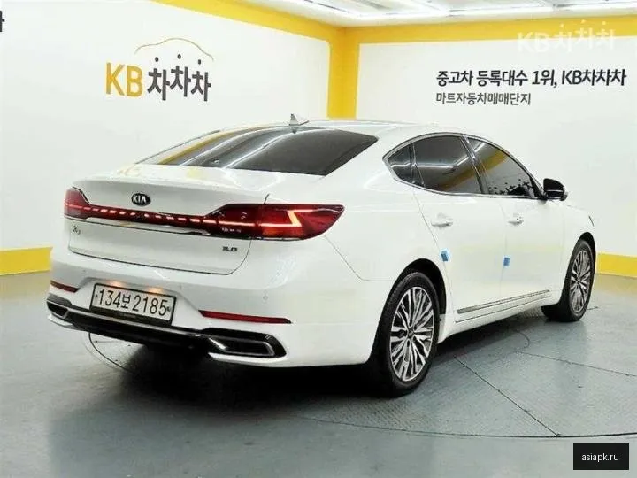 Kia K7 4