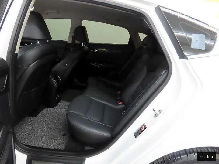 Kia K7 6