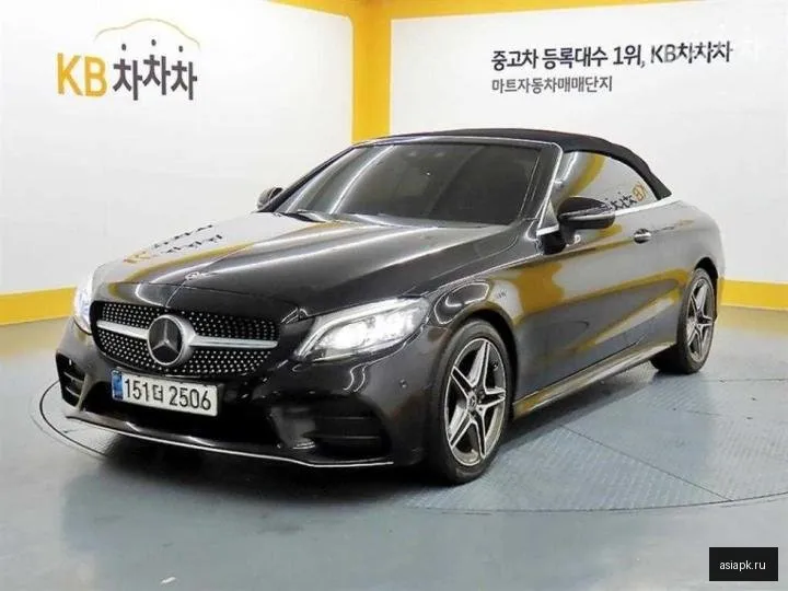 Mercedes-Benz C-Class 2