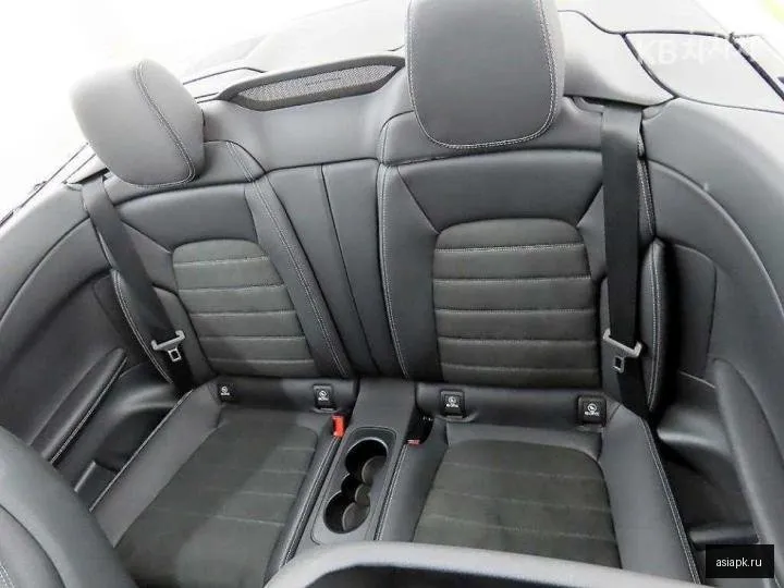 Mercedes-Benz C-Class 6