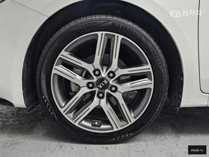 Kia K3 5