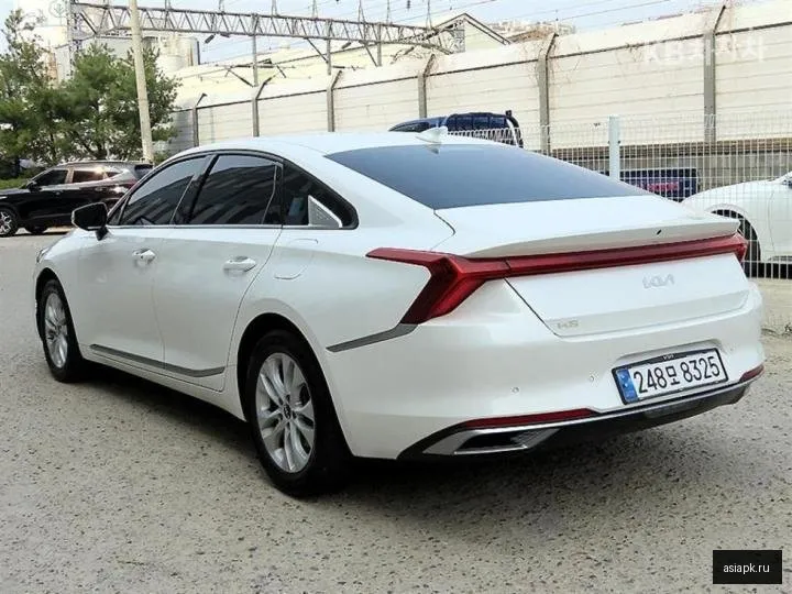 Kia K8 3