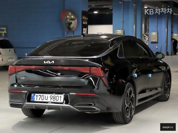 Kia K5 4