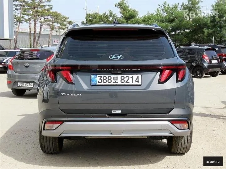 Hyundai Tucson 4