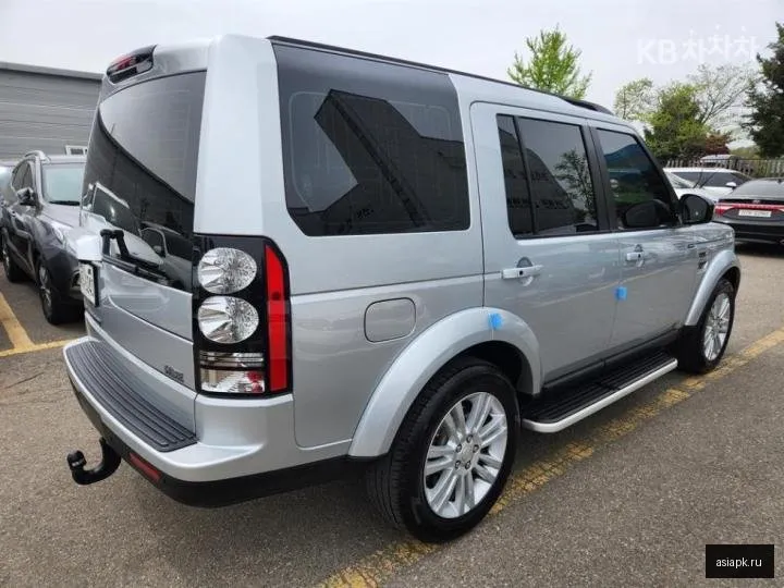 Land Rover Discovery 5