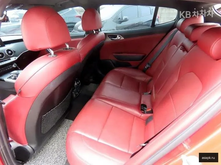 Kia Stinger 6