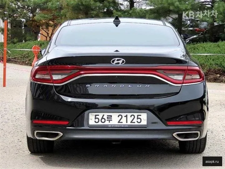 Hyundai Grandeur 4