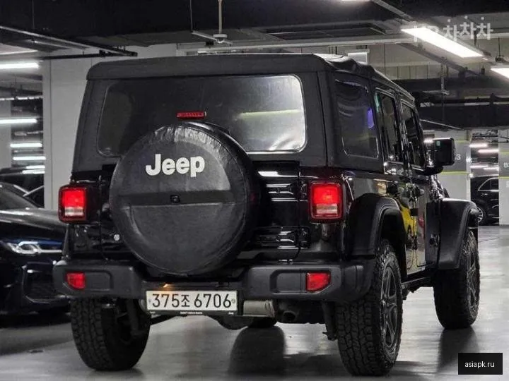 Jeep Wrangler 2