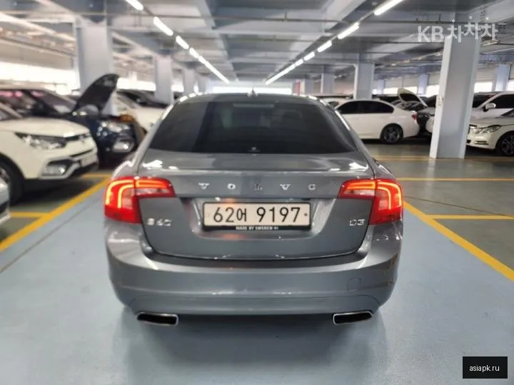 Volvo S60 3