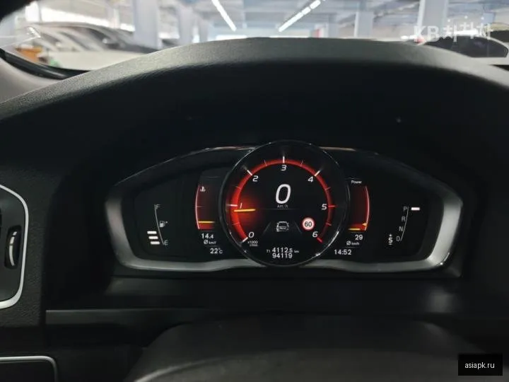 Volvo S60 5