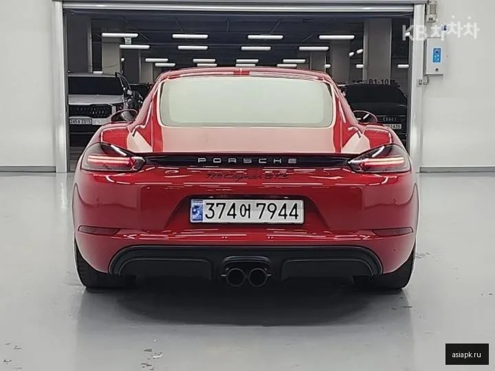 Porsche Cayman 3