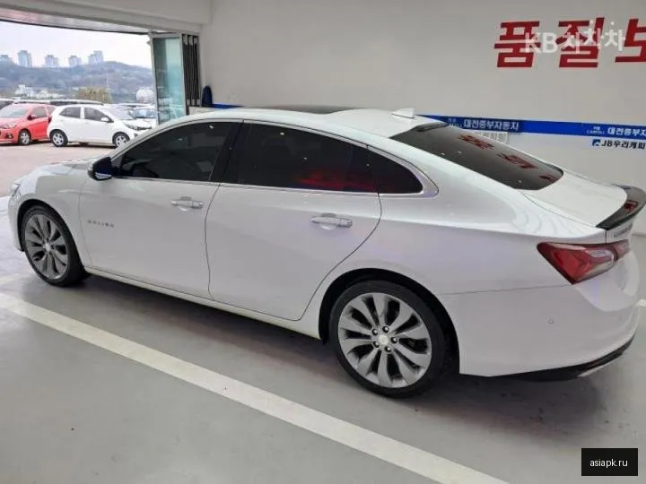 Chevrolet Malibu 3