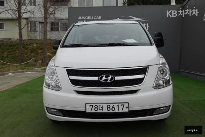Hyundai Starex 2