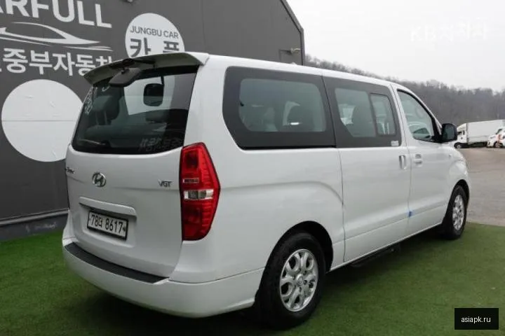 Hyundai Starex 4