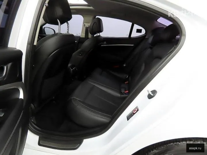 Genesis G70 6