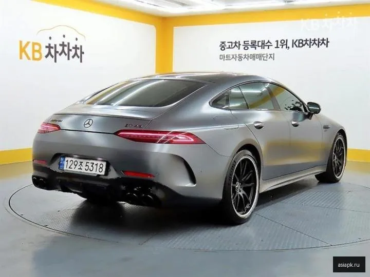 Mercedes-Benz AMG GT 4