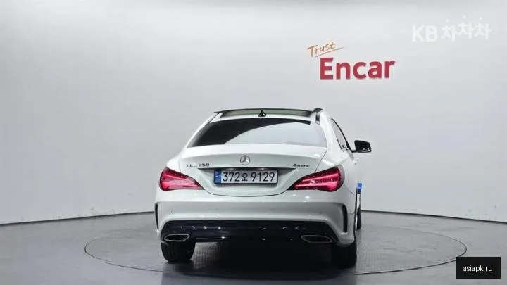Mercedes-Benz CLA-Class AMG 4