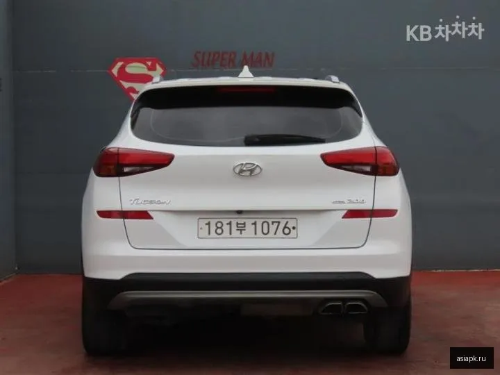 Hyundai Tucson 4