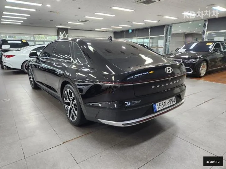 Hyundai Grandeur 5
