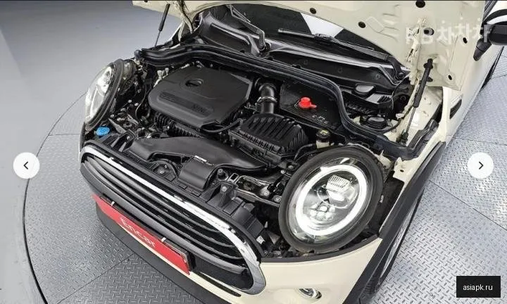 MINI Hatch 6