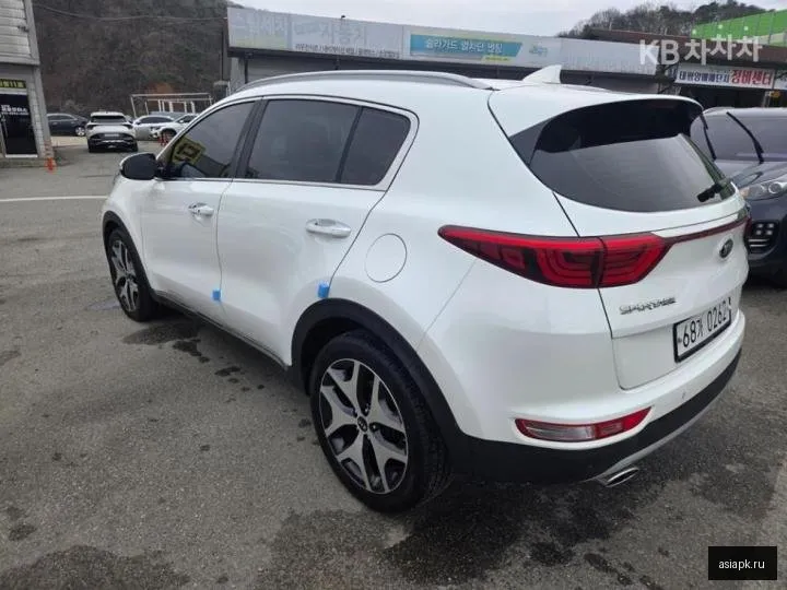 Kia Sportage 4