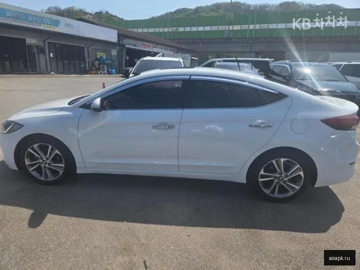 Hyundai Avante 2