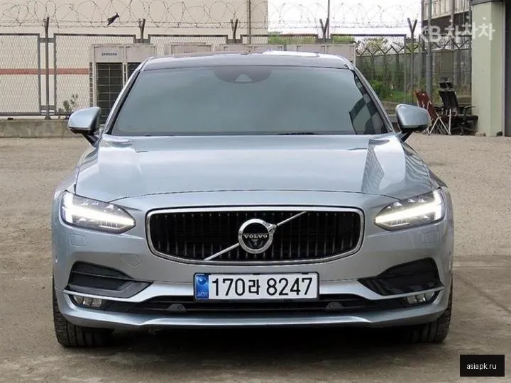 Volvo S90