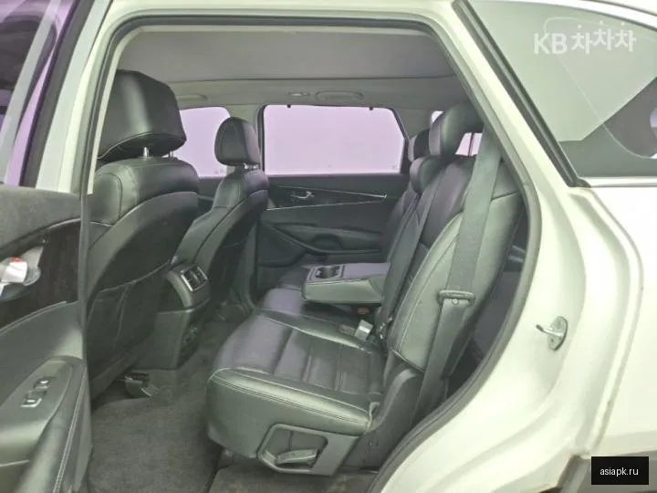 Kia Sorento 6