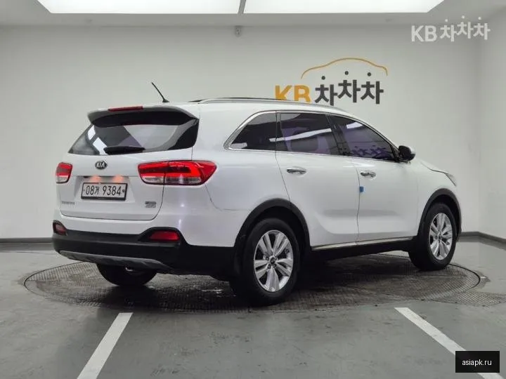 Kia Sorento 4