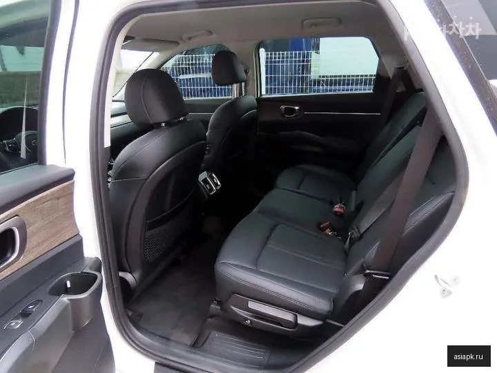 Kia Sorento 6